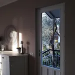 Sul Con Pontile Privato A - Unique And Exclusive