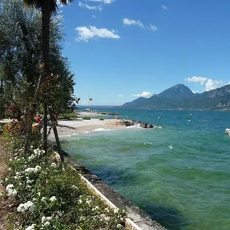 Sul Con Pontile Privato A - Unique And Exclusive *